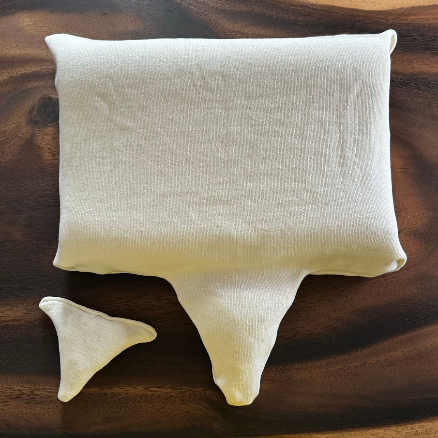 温こしくび血巡り枕 – ゆにわマート 温こしくび血巡り枕 – ゆにわマート