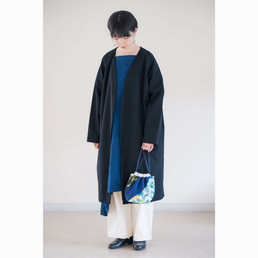 329】尾州織りノーカラーコート 黒 L［ezu（旧：リップル洋品店