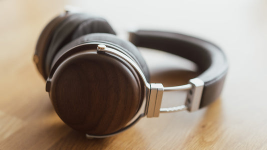 異次元の音体験を。「UNIWA Headphone」のご紹介