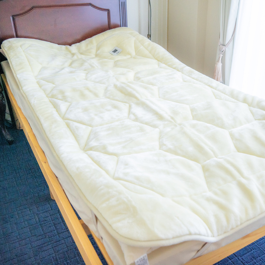 ゆにわのオリジナル寝具 敷きパッド セミダブル