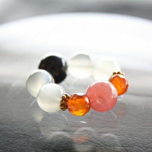 共鳴石「開(ひらく)」